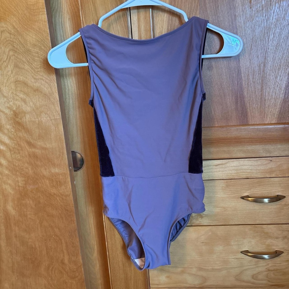 Elevé Dancewear Mauve Allison Leotard size XS